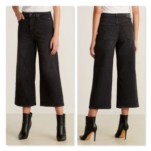 Levi's Mile High Wide Leg Cropped Jeans 32